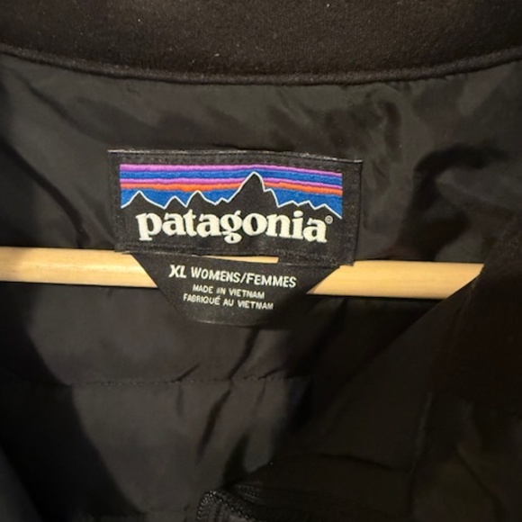 Patagonia women's Tres (3-in-1 parka) - Picture 3 of 9